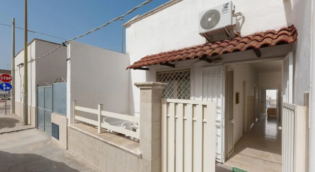 3550 Casa Cleopatra by Barbarhouse