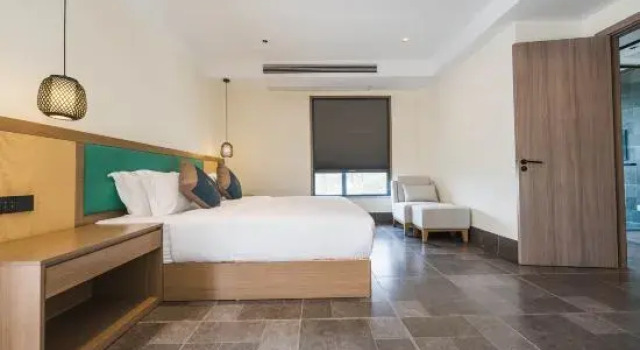 Люкс Songfengju Courtyard Hotel (Xingyi Wanfenglin Airport & High-speed Railway Station Branch)