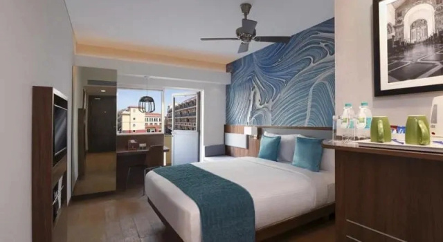 Четырёхместный номер Standard ibis Styles Goa Calangute - An Accor Brand