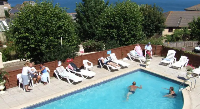 Трёхместный номер Standard с видом на море Eastmount Hall Hotel