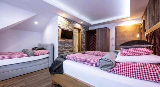 Двухместный номер Deluxe с балконом Villa Ambach