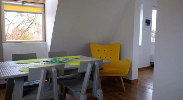 2Sopot, Apartament Słoneczne Poddasze przy parku, molo i placu zabaw, Varaa Huoneisto Górny Sopot 