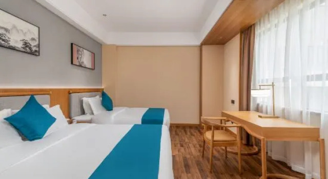 Семейный люкс с видом на реку Argyle Resort Dongjianghu