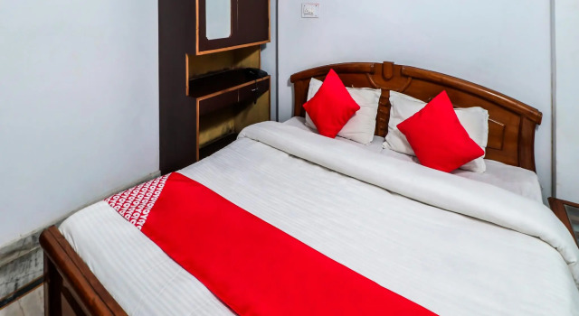OYO 25077 Hotel Ashoka Regency, Забронировать Отель Амбала штат Харьяна