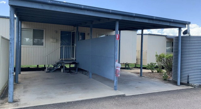 Pit Pony Hotel, Book Hotel Collinsville Queensland