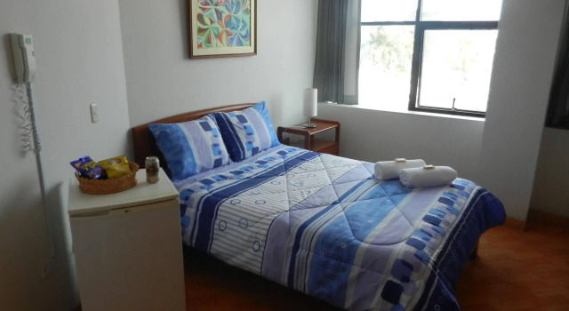 Hostal Colibri, Rezervovat Hotel 3hvězdičkové hotely v Lambayeque, 3*