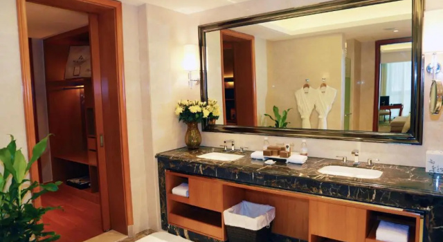 Люкс Standard Huaguoshan Hotel