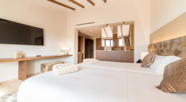 Hotel Creu de Tau Art & Spa, Book Resort Business Hotels in Capdepera, 4* 5*
