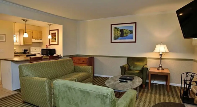 Четырёхместная студия The Spa at Norwich Inn