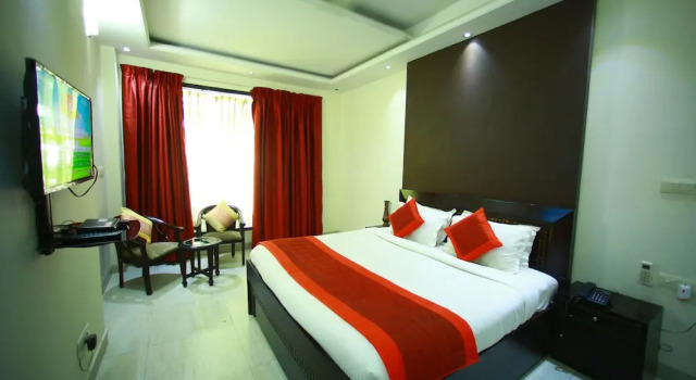 Sparklin Suites