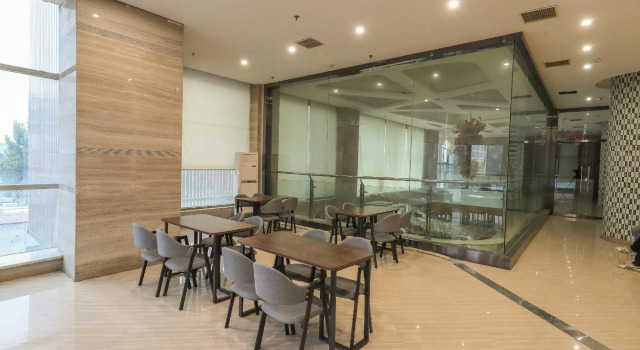 Starway Hotel Xuzhou Fengxian Bus Station, Prenota Hotel Hotel a Jiangsu con parcheggio, Parcheggio