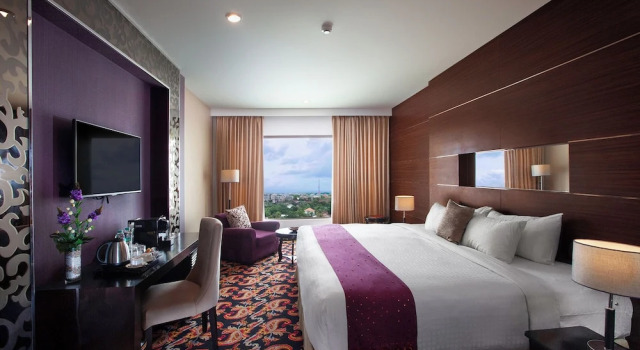 Полулюкс Lombok Raya Hotel