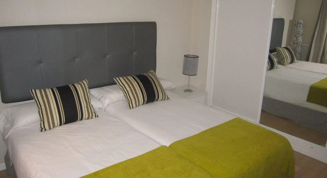 Apartamentos Metrópolis Sevilla