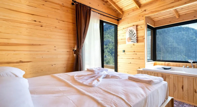 Honeymoon Bungalow With Private Pool and Sea View, Rezervovat Hotel Hotely v Mugla s parkováním, Parkování