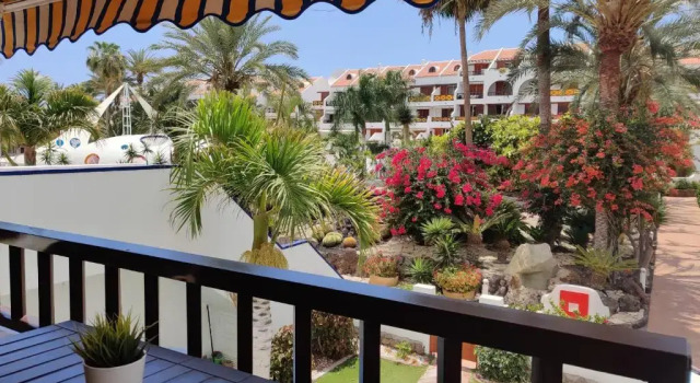 Апартаменты Seafront New Modern Apt