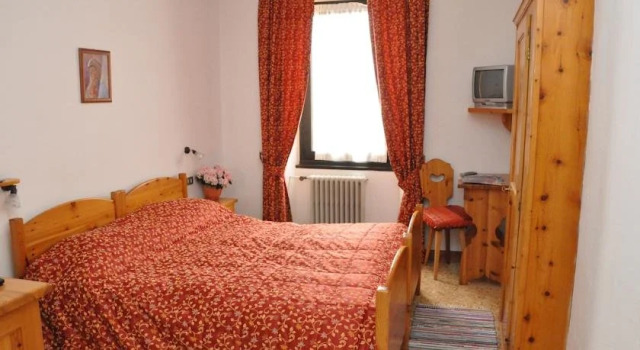 Hotel Bellavista, Забронировать Отель Отели Тельо с парковкой, Парковка