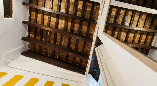 Baron Suites Reina, Забронировать Отель Отели Валенсии 3 звезды, рядом с Iglesia del Patriarca o del Corpus Christi, 3*