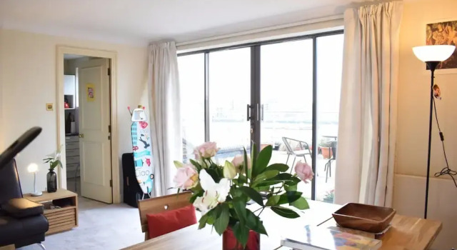 1 Bedroom Flat With River Views