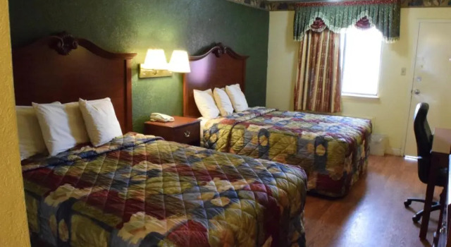 Двухместный номер Deluxe Delux Inn