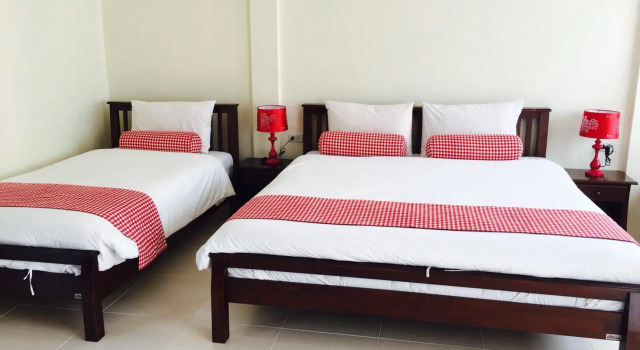 Hasna Palace