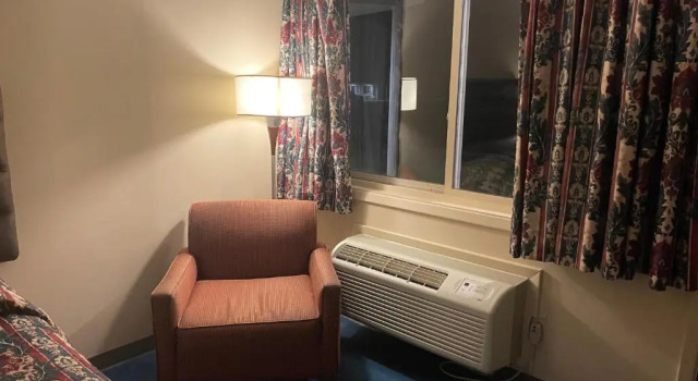 Трёхместный номер Standard Dollingers Motor Inn