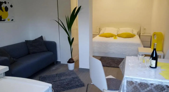 Apartma Neža, Prenota Appartamento Hotel a Gorenjska con parcheggio, Parcheggio