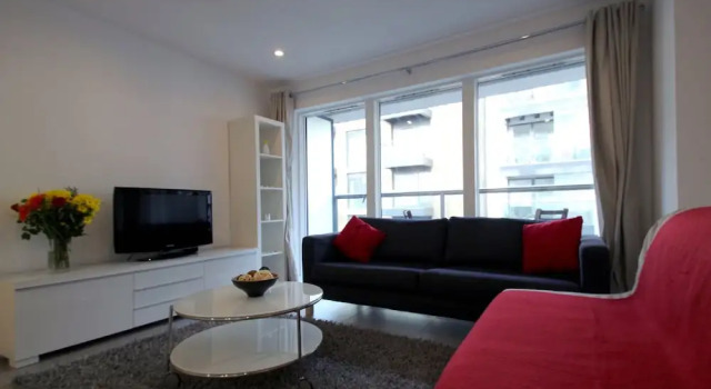 Dance Square Apartments, Забронировать Апартаменты/квартира Отели Лондона с парковкой, рядом с Госпиталь Святого Варфоломея, Парковка