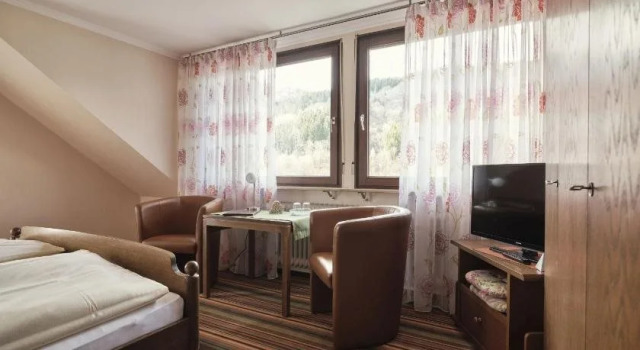 Café-Pension Endehof, Забронировать Отель Отели Эльцах с парковкой, Парковка