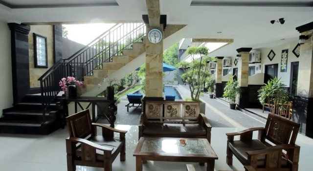 RedDoorz Nakula Sunset Road, Rezervovat Hotel Hotely v Bali s bazénem, Bazén
