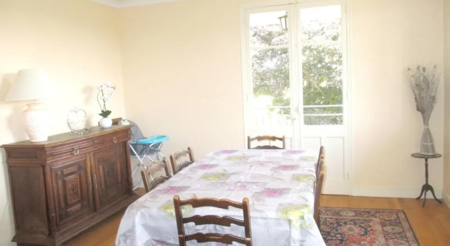 House With 4 Bedrooms in Charnay-lès-mâcon, With Wonderful Mountain Vi, Varaa Hotelli Charnay-les-Macon Cote du Maconnais-Beaujolais