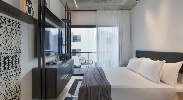 Двухместный номер Gymnasia с балконом Gymnasia Isrotel, a Tribute Portfolio Hotel