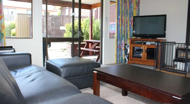 17b Denby Place