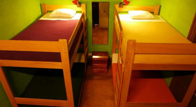 Кровать в общем номере KACLLA, The Healing Dog Hostel