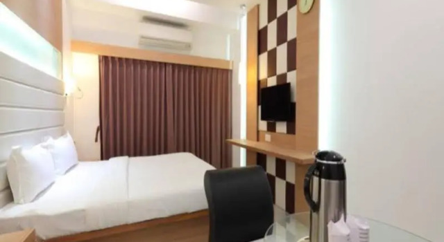 Paminn Regency, Boek Hotel Sanand Gujarat