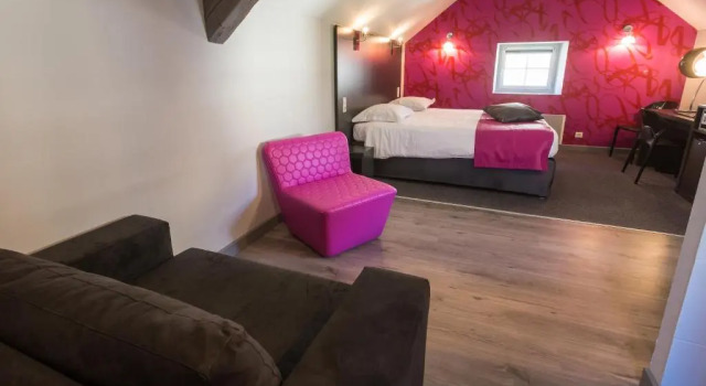 Трёхместный номер Standard Hotel Château de la Barbinière