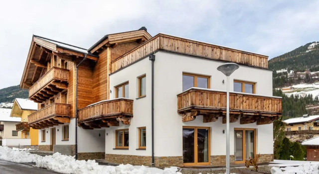 Chalet in Neukirchen am Grossvenediger With Sauna, Rezerwuj Chalet Hotele w Salzburg z parkingiem, Parking