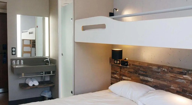 Номер Standard Ibis Budget Annecy sud-Poisy