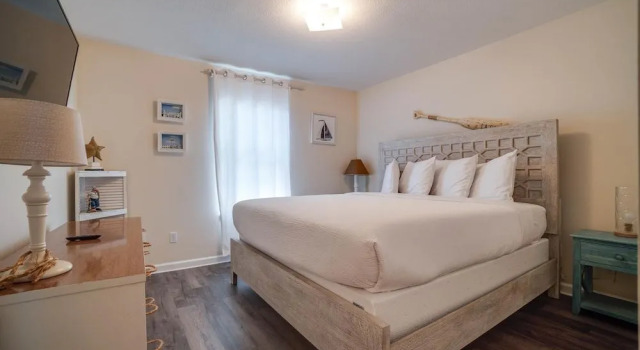 Beach House - Crystal Tides by Panhandle Getaways