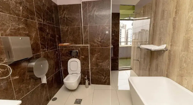Двухместный номер Economy с видом на город Capital Comfort Hotel