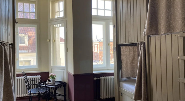 Кровать в общем номере (женский номер) Blue Bird Boutique Hostel - Riga Old Town
