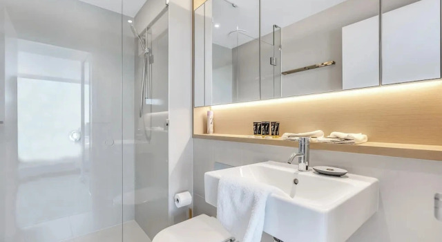 Номер Standard c 1 комнатой с балконом Melbourne Lifestyle Apartments - Best Views on Collins