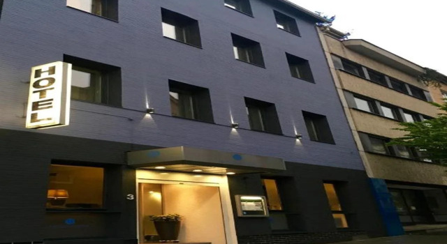 Bensons Hotel