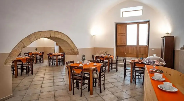 Casa della Convivialità don Tonino Bello, Book Hotel Hotels in Alessano with Parking, Parking