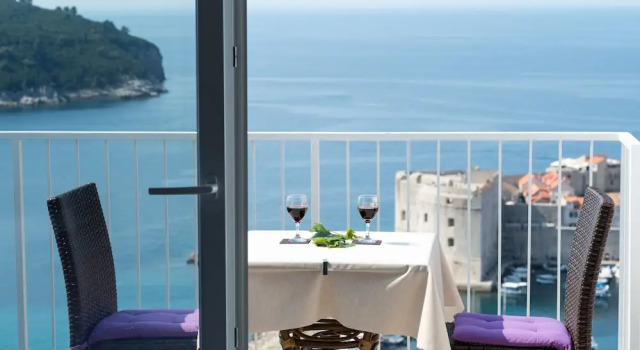 Студия Standard Ploce apartmani - LUV