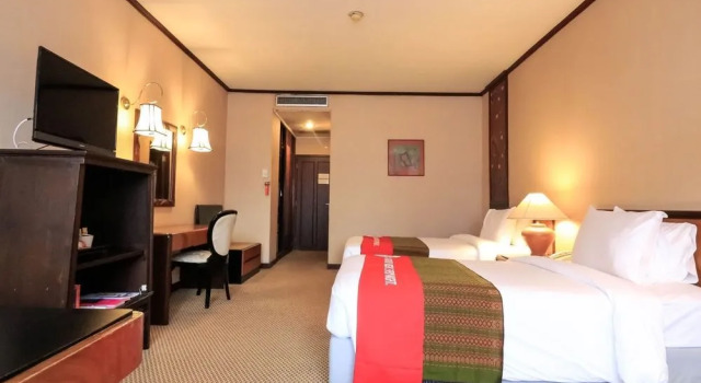 Nida Rooms Huay Kaew 23 Glass House, Забронировать Отель Отели Чиангмай с бассейном, рядом с Университет Чиангмай Раджабхат, Бассейн