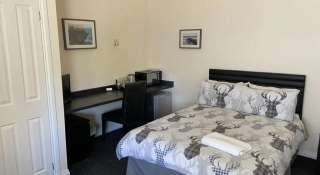 Номер Deluxe Ivy Cottage-Serviced accommodation