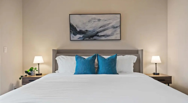Marketing in Reno With 2 Bedrooms and 2 Bathrooms