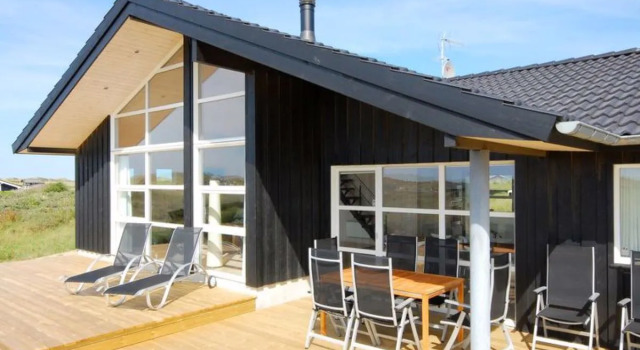 "Oisin" - 150m from the sea in NW Jutland, Rezervovat Hotel Hjorring 