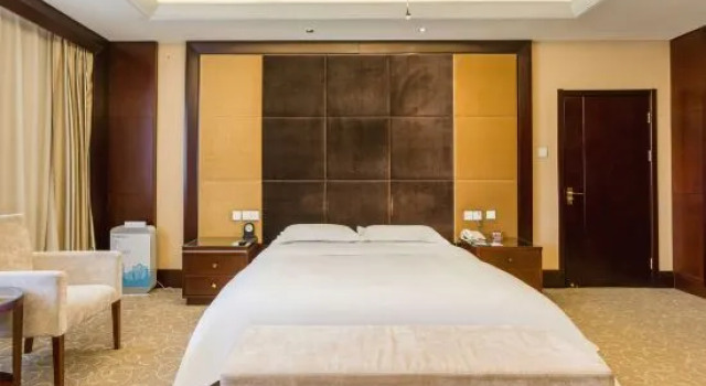 Люкс Deluxe Xingtai Phoenix Hotel