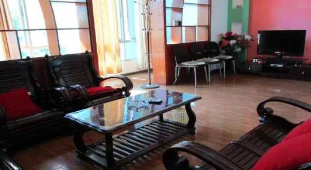 Suite Dali Corner Inn